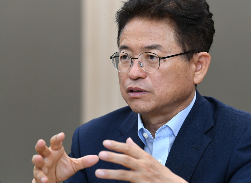 “동해안 발전을 통해 대한민국 GDP 5만불 시대의 발판이 되겠습니다”, - 민선7기 도정 수행 한달, 경북 이철우 도지사