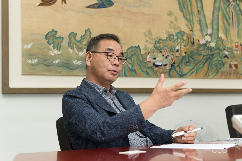 “우리 전통문화와 문화재를 보존하고 가꿀 인재를 양성합니다”