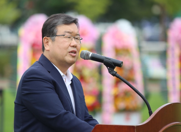 [지자체장 100일 특집] “초심 잃지 않고 밀양 발전에 전력투구, 나노·관광도시 만들겠다” 박일호 밀양시장