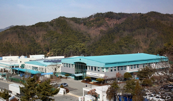 윤석금 회장, "실패한 기업가도 다시 성공할 수 있다” 신화창조 장 쓰다!  코웨이, 6년만에 웅진 품으로…웅진코웨이로 새 출발