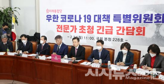 코로나19를 둘러싼 ‘정치적 계산들’