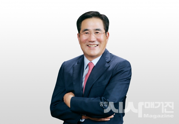 “셰일가스 시장에 유압호스 피팅 공급한 최초의 회사, ‘코리아맨’의 자부심으로 최고의 기술을 지향합니다”