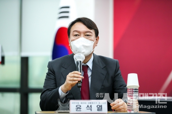윤석열, 토론회 해도 지지율 꺾이지 않는다?