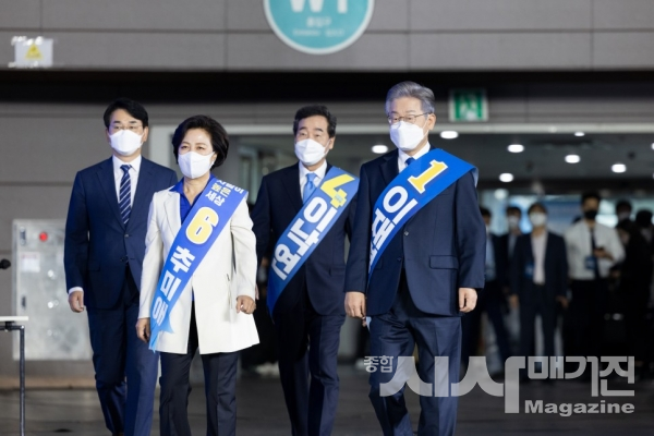이재명 앞에 놓인 ‘숙명의 전쟁들’