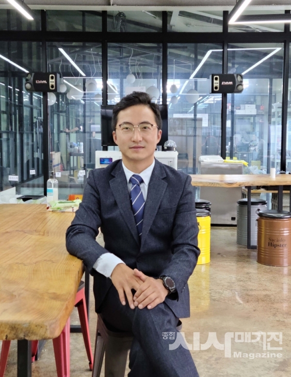 “은퇴 전 매출 100억의 목표, 청년 창업가의 초심을 계속 이어가겠습니다”