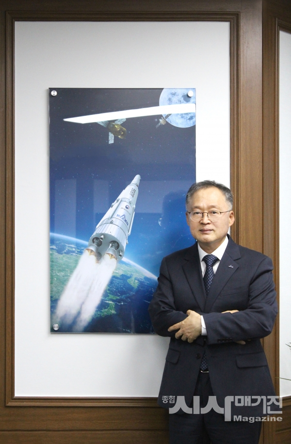 한국항공우주연구원 이상률 원장 “미래적이고 선도적인 항공우주 연구개발을 통해 우주를 향한 대한민국의 꿈을 실현하는 기관이 되고 싶습니다”
