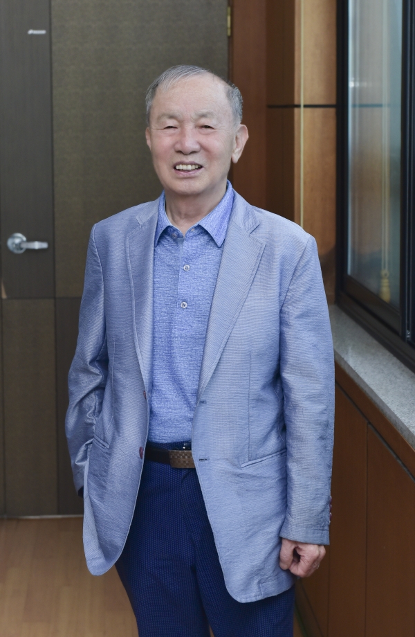 “혁신적인 기술력과 창조적인 문화로 글로벌 초일류 기업으로 전진해 나가겠습니다”
