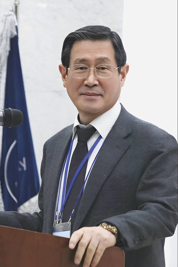 뒤주 속에서 피어난 푸른 절개,